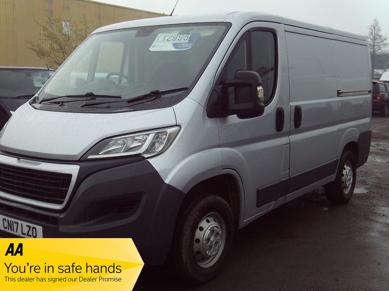 Peugeot Boxer BLUE HDI 333 L1H1 PROFESSIONAL P V North Derbyshire