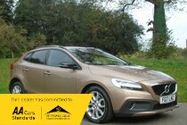 Volvo V40 D2 CROSS COUNTRY PRO