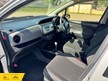 Toyota VITZ AUTO