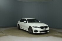 BMW 3 SERIES 2.0 318i M Sport Auto Euro 6 (s/s) 4dr