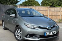 Toyota Auris 1.8 VVT-h Business Edition Touring Sports 5dr Petrol Hybrid CVT Euro 6 (s/s) (136 ps)