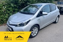 Toyota Yaris VVT-I ICON PLUS auto hybrid