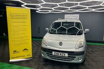 Renault Kangoo 1.6 16V Expression Auto Euro 4 5dr (AC)