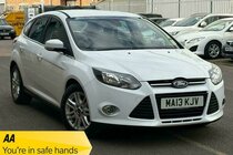Ford Focus 1.0T EcoBoost Titanium Euro 5 (s/s) 5dr