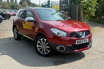 Nissan Qashqai 2.0 dCi Tekna SUV 5dr Diesel Auto 4WD Euro 5 (AVM) (150 ps)