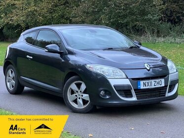 Renault Megane 1.5 dCi Dynamique TomTom Coupe 3dr Diesel Manual Euro 5 (110 ps)