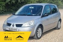 Renault Megane DYNAMIQUE VVT 111 SCENIC
