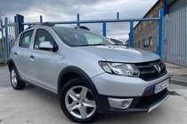 Dacia Sandero STEPWAY LAUREATE DCI