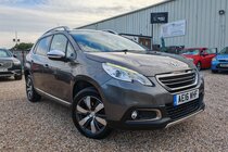 Peugeot 2008 BLUE HDI ALLURE