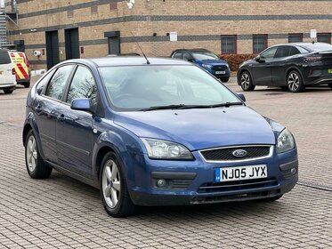 Ford Focus 1.6 Zetec Climate 5dr