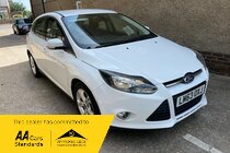Ford Focus 1.0T EcoBoost Zetec Hatchback 5dr Petrol Manual Euro 5 (s/s) (100 ps)