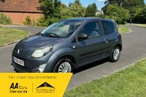 Renault Twingo EXTREME Ideal first car service history HPI clear