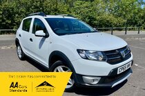 Dacia Sandero STEPWAY LAUREATE TCE