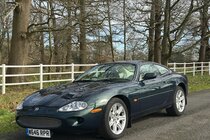 Jaguar XKR XK8 Coupe