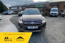 Volkswagen Tiguan R LINE TDI BLUEMOTION TECH 4MOTION DSG-DAB RADI-4 WHEEL DRIVE-FULL SERVICE HISTORY-LOW MILEAGE!!