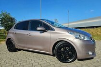 Peugeot 208 1.6 e-HDi Allure Euro 5 (s/s) 5dr