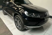 Volkswagen Touareg 3.0 TDI V6 BlueMotion Tech R-Line Tiptronic 4WD Euro 6 (s/s) 5dr