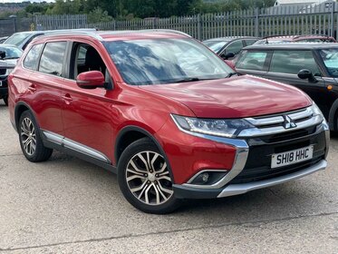 Mitsubishi Outlander 2.2 DI-D 4 4WD Euro 6 (s/s) 5dr