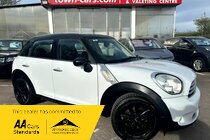 MINI Countryman COOPER - 1 FORMER LOCAL OWNER, SERVICE HISTORY, DAB RADIO CD, BLUETOOTH PHONE, CLIMATE CONTROL, SPARE REMOTE KEY, 17