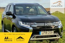 Mitsubishi Outlander 2.4h TwinMotor 13.8kWh 4h CVT 4WD Euro 6 (s/s) 5dr