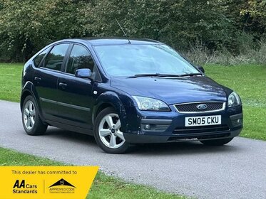 Ford Focus 1.6 Zetec Climate Hatchback 5dr Petrol Manual (161 g/km, 99 bhp)