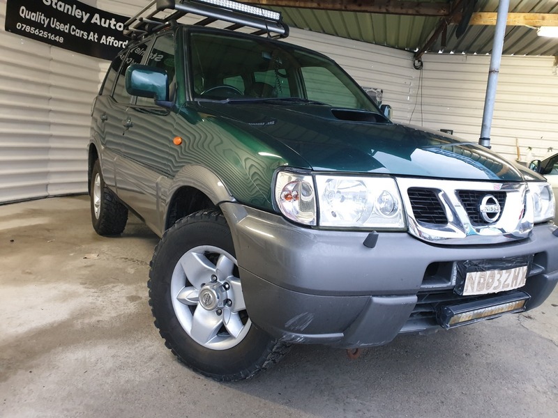 Nissan terrano 2011