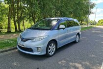 Toyota Estima Hybrid G Spec + Heated Seat, Front Cam