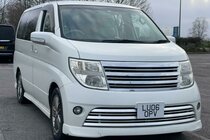 Nissan Elgrand 2.5 AUTO PETROL 8 SEATER FRESH IMPORT