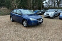 Ford Focus 1.6 Ghia 5dr