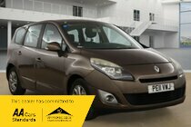 Renault Grand Scenic 1.5 dCi Expression MPV 5dr Diesel EDC Euro 5 (110 ps)