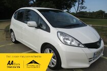 Honda Jazz I-VTEC ES PLUS