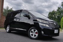 Toyota Vellfire 2.4L PETROL AUTO 8 SEATS 5 DR