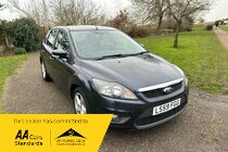 Ford Focus 1.6 Zetec Hatchback 5dr Petrol Automatic (184 g/km, 99 bhp)