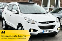 Hyundai IX35 2.0 CRDi Premium Auto 4WD Euro 5 5dr (11 HYUNDAI SERVICES+ DR OWNER)