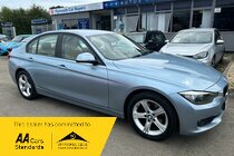 BMW 3 SERIES 320i SE