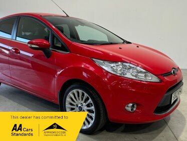 Ford Fiesta TITANIUM 1.4 5DR