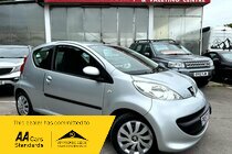 Peugeot 107 URBAN - ONLY 65100 MILES, LOW Â£20 ROAD TAX, SERVICE HISTORY, RADIO CD + AUX, 5 SPEED