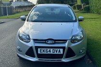 Ford Focus 1.0T EcoBoost Titanium Navigator Euro 5 (s/s) 5dr