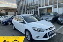 Ford Focus 1.0T EcoBoost Zetec Euro 5 (s/s) 5dr