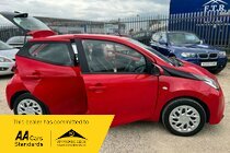 Toyota AYGO 1.0 VVT-i x-play Euro 6 5dr (Safety Sense)