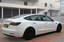 Tesla Model 3 Standard Range Plus Auto RWD 4dr