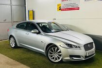 Jaguar XF 2.2d Premium Luxury Saloon 4dr Diesel Auto Euro 5 (s/s) (200 ps)