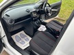 Mazda MAZDA 2