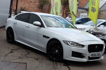 Jaguar XE R-SPORT