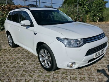 Mitsubishi Outlander 2.0h 12kWh GX4h CVT 4WD Euro 5 (s/s) 5dr