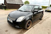 Suzuki Swift 1.5 GLX 5dr