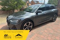 Audi E-TRON QUATTRO BLACK EDITION