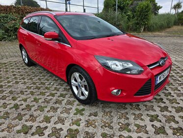 Ford Focus 1.6 Zetec Powershift Euro 5 5dr