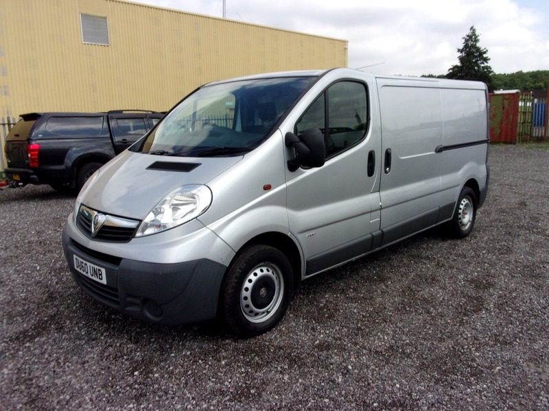 2010 store vauxhall vivaro