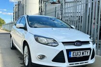 Ford Focus 1.0T EcoBoost Zetec Euro 5 (s/s) 5dr